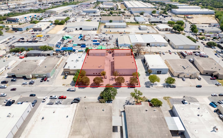 image of property at 4830 WHIRLWIND DR San Antonio TX 78217-3731