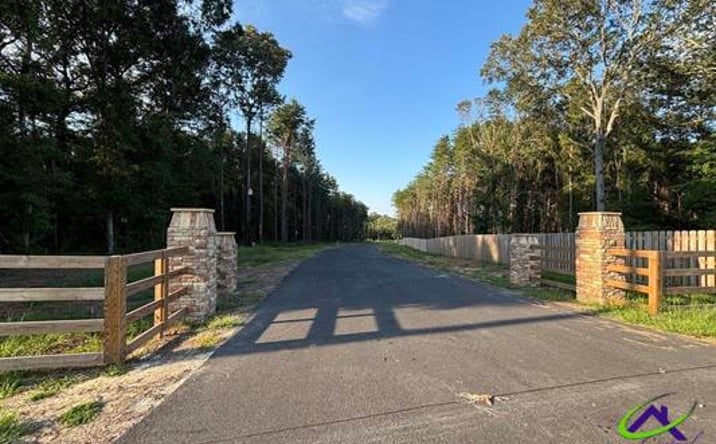 Pictures of Land property located at Bible Camp Road 6, Byron, GA 31008 for sales - image #1