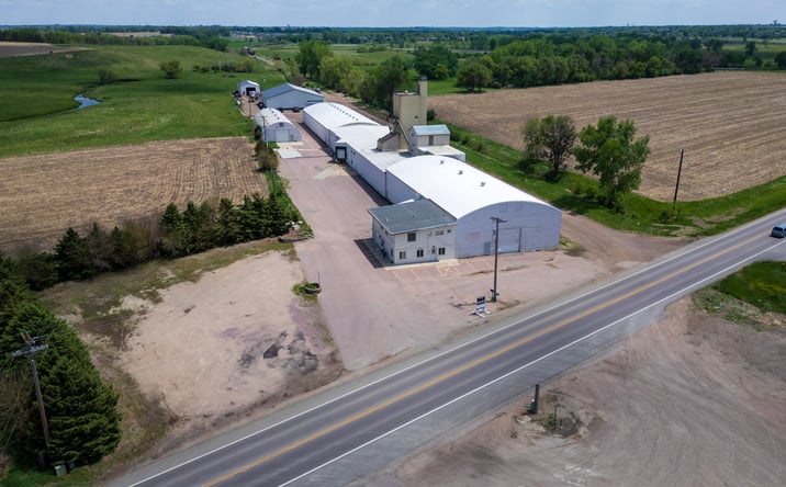 Pictures of Industrial property located at 1320 N Ellis Rd, Sioux Falls, SD 57107 for sales - image #1