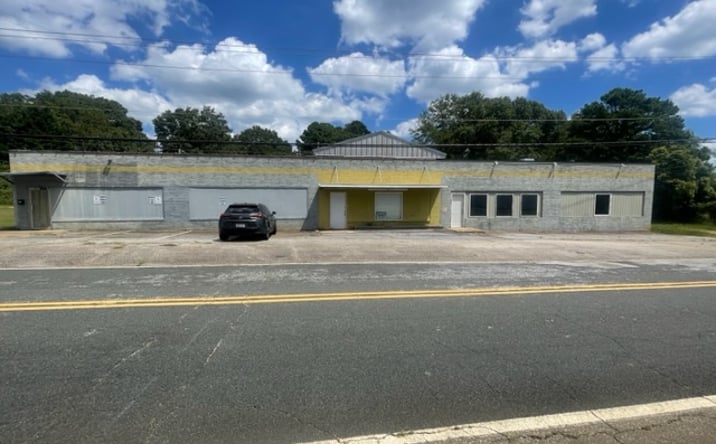 Pictures of Retail, Industrial property located at 461 W Centennial St, Spartanburg, SC 29303 for sales - image #1