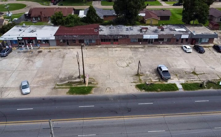 Pictures of Retail property located at 7081 -7091 Winbourne Avenue, Baton Rouge, LA 70805 for sales - image #1