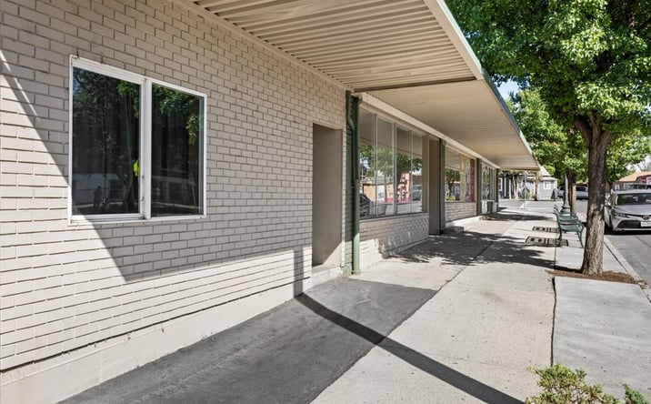 Pictures of Mixed Use, Office property located at 357 E Main St, Klamath Falls, OR 97601 for sales - image #1