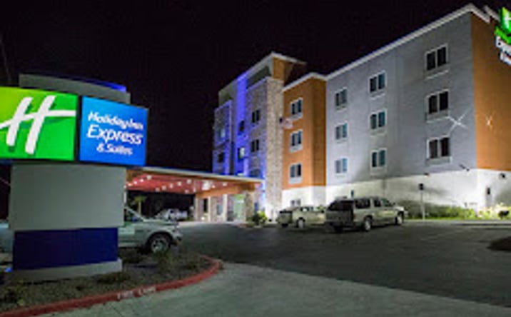 Pictures of Hospitality property located at 220 N Expressway #77, Raymondville, TX 78580 for sales - image #1