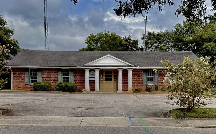 Pictures of Office property located at 321 Bacon Street, Edgefield, SC 29824 for sales - image #1