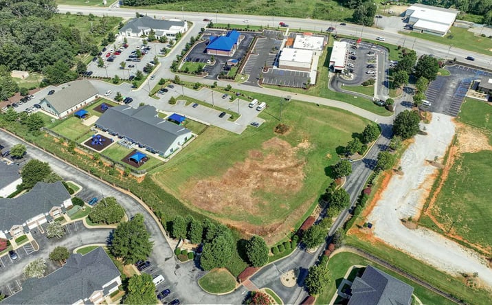 Pictures of Land property located at 1 Magnolia Cv Dr, Simpsonville, SC 29680 for sales - image #1