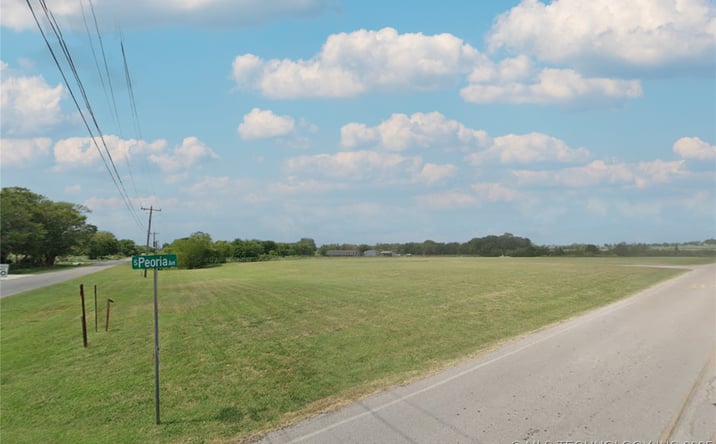 Pictures of Land property located at 18010 S Peoria Avenue, Mounds, OK 74047 for sales - image #1