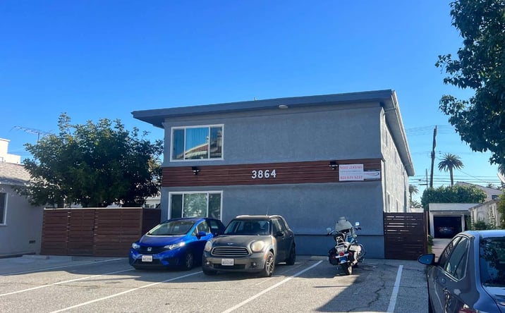Pictures of Multifamily property located at 3864 Inglewood Blvd, Los Angeles, CA 90066 for sales - image #1