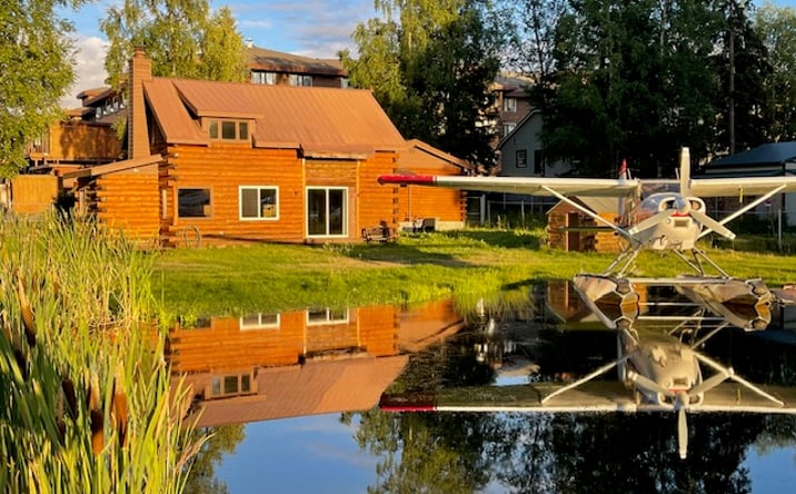Pictures of Business for Sale property located at 4614 Lake Spenard Dr, Anchorage, AK 99517 for sales - image #1