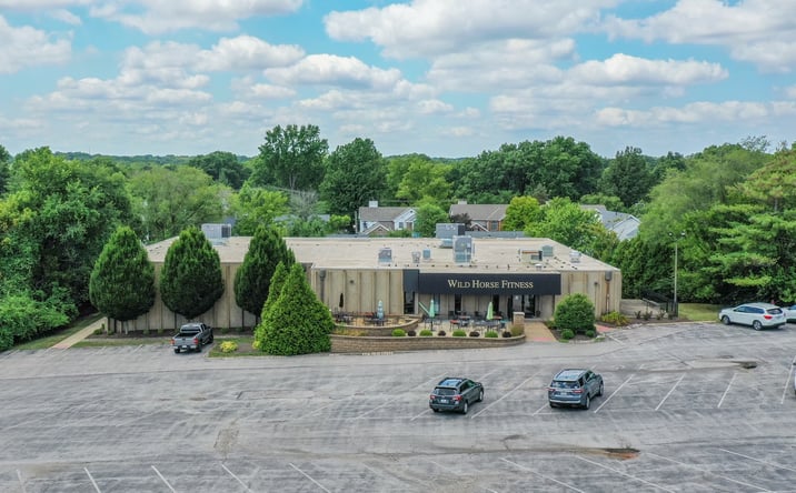 Pictures of Retail property located at 920 Kehrs Mill Rd, Ballwin, MO 63011 for sales - image #1