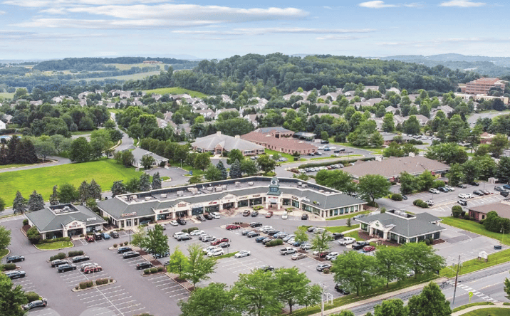 Pictures of Retail property located at 90 Commerce Dr, Wyomissing, PA 19610 for sales - image #1