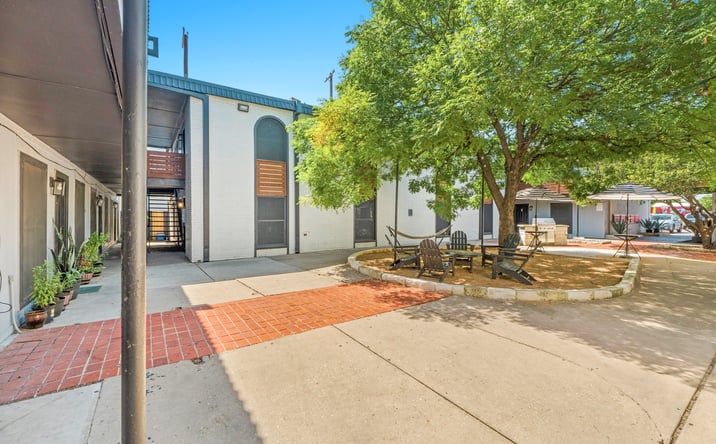 Pictures of Multifamily property located at 1220 W Anderson Ln., Austin, TX 78757 for sales - image #1