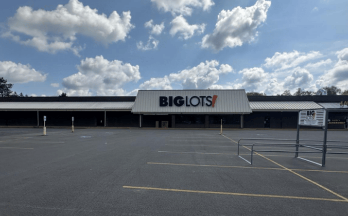 Pictures of Retail property located at 102 Utica St, Hamilton, NY 13346 for sales - image #1