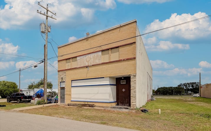 Pictures of Multifamily, Office property located at 358 Demolay St, La Marque, TX 77568 for sales - image #1