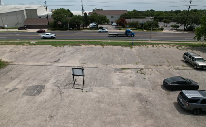 Pictures of Land property located at 203 W New Hope Dr, Cedar Park, TX 78613 for sales - image #1
