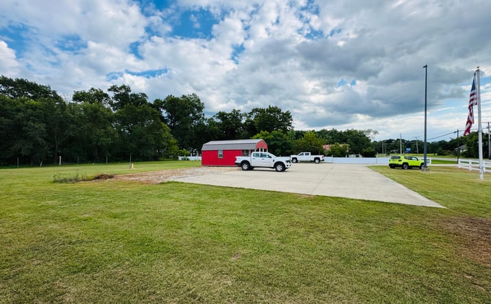 Pictures of Land property located at 2260 S Us Highway 35, Knox, IN 46534 for sales - image #1