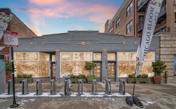 Pictures of Retail property located at 2312 W Touhy Avenue, Chicago, IL 60645 for sales - image #1