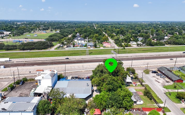 Pictures of Office, Retail, Land property located at 11110 E Hardy Rd, Houston, TX 77093 for sales - image #1