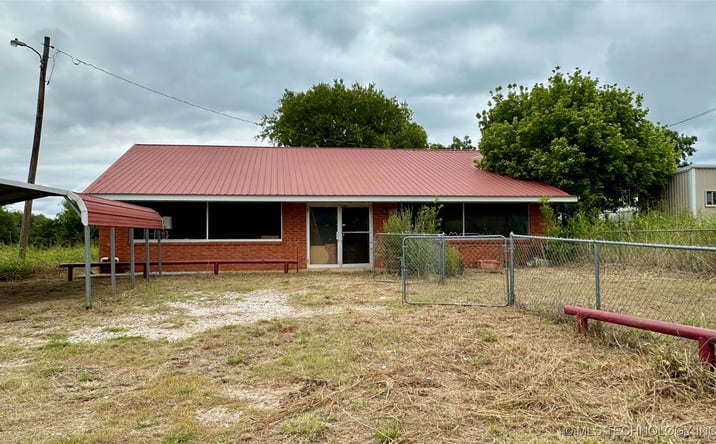 Pictures of Business for Sale property located at 906 6th Street NW, Ryan, OK 73565 for sales - image #1