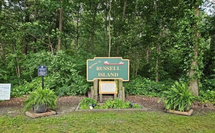Pictures of Land property located at 304 Kama Ct., Clay Twp. (Russell Island), MI 48001 for sales - image #1