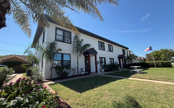 Pictures of Multifamily property located at 5103 Avenue O, Galveston, TX 77551 for sales - image #1