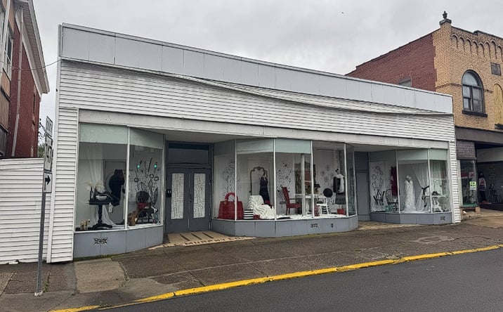 Pictures of Industrial, Mixed Use, Multifamily, Retail property located at 31 West shirley, Mount Union, PA 17066 for sales - image #1