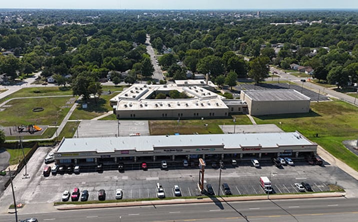 Pictures of Retail property located at 1202 S Rangeline Rd, Joplin, MO 64801 for sales - image #1