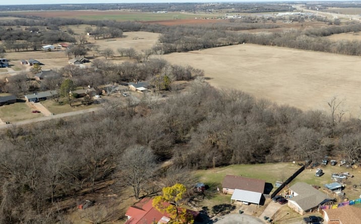 Pictures of Land property located at 808 S Dogwood Dr, Pauls Valley, OK 73075 for sales - image #1