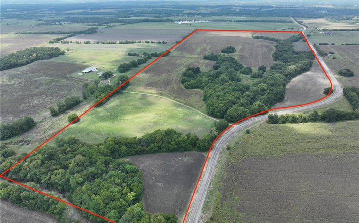 Pictures of Land property located at 14589 Farm Rd 137, Roxton, TX 75477 for sales - image #1