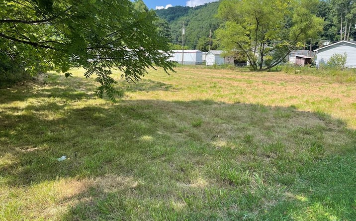 Pictures of Land, Multifamily property located at TBD Bridge Street, Raven, VA 24639 for sales - image #1
