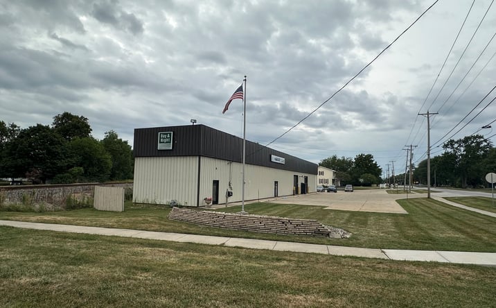 Pictures of Office, Industrial property located at 500 W Indiana Ave, Perrysburg, OH 43551 for sales - image #1