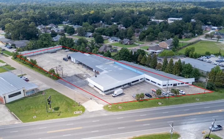 Pictures of Industrial property located at 947 Florida Ave SW, Denham Springs, LA 70726 for sales - image #1