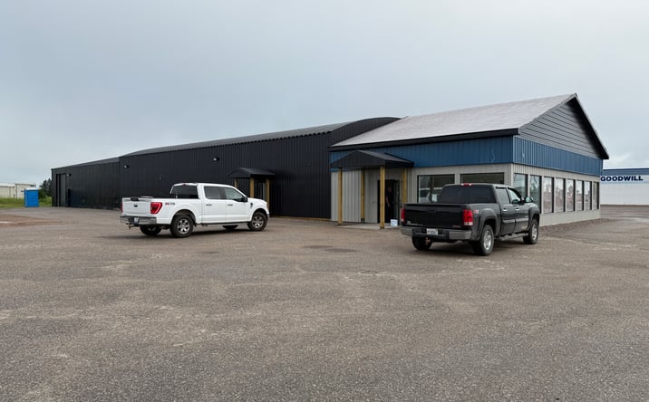 Pictures of Business for Sale, Retail property located at 2512 I 75 Business Spur, Sault Ste. Marie, MI 49783 for sales - image #1