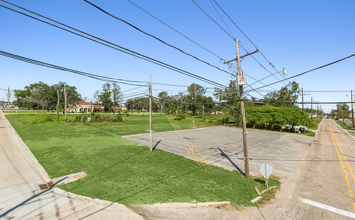 Pictures of Land property located at 300 Main St, Belle Chasse, LA 70037 for sales - image #1