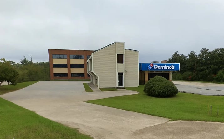 Pictures of Office property located at 700 Covington Center, Covington, LA 70433 for sales - image #1