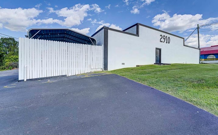 Pictures of Business for Sale, Retail, Special Purpose property located at 2910 Bristol Hwy, Johnson City, TN 37601 for sales - image #1