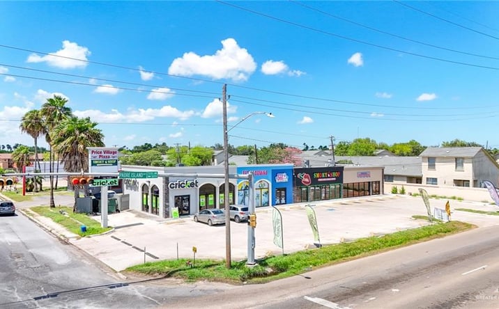 Pictures of Office, Retail property located at 5105 E South Padre Island Highway, Brownsville, TX 78521 for sales - image #1