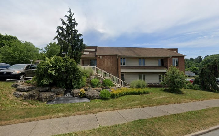 Pictures of Office property located at 2900 Hamilton Blvd, Allentown, PA 18103 for sales - image #1
