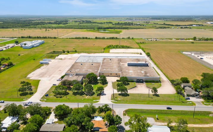 Pictures of Industrial, Special Purpose property located at 1300 Blackjack St, Lockhart, TX 78644 for sales - image #1