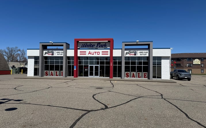 Pictures of Retail property located at 115 Division St, Waite Park, MN 56387 for sales - image #1