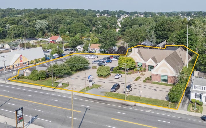 Pictures of Retail, Office property located at 1035 - 1039 Reservoir Avenue, Cranston, RI 02910 for sales - image #1