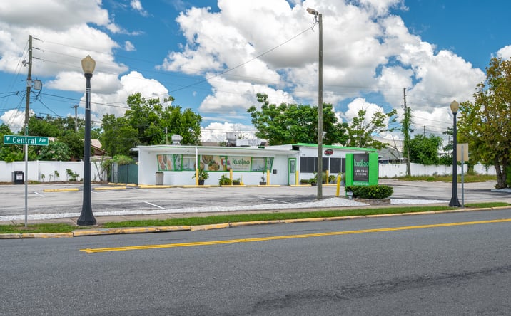 Pictures of Retail property located at 114 W Central Ave, Lake Wales, FL 33853 for sales - image #1
