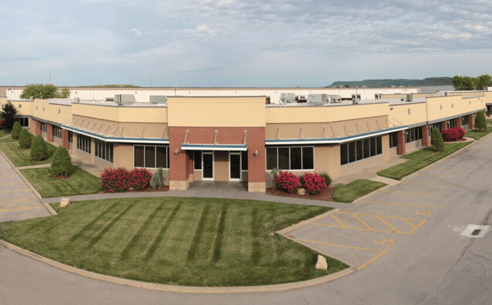 Pictures of Industrial, Office property located at 7707 National Turnpike, Louisville, KY 40214 for sales - image #1