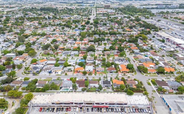 Pictures of Business for Sale property located at 7147 SW 8th St, Miami, FL 33144 for sales - image #1