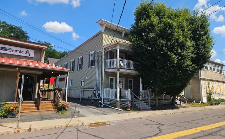 Pictures of Multifamily property located at 114 College Ave, Factoryville, PA 18419 for sales - image #1