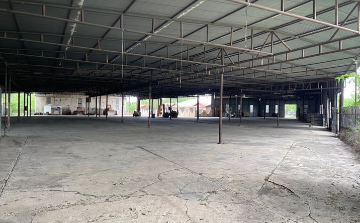Pictures of Industrial, Mixed Use, Special Purpose property located at 8210 New Laredo Hwy, San Antonio, TX 78211 for sales - image #1