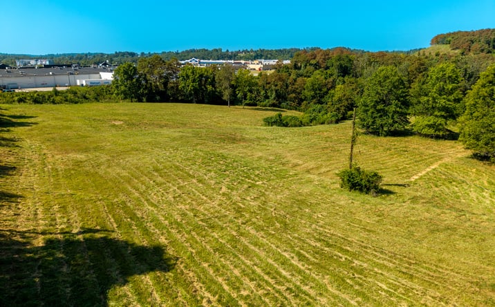 Pictures of Land property located at 50590 National Rd, St Clairsville, OH 43950 for sales - image #1