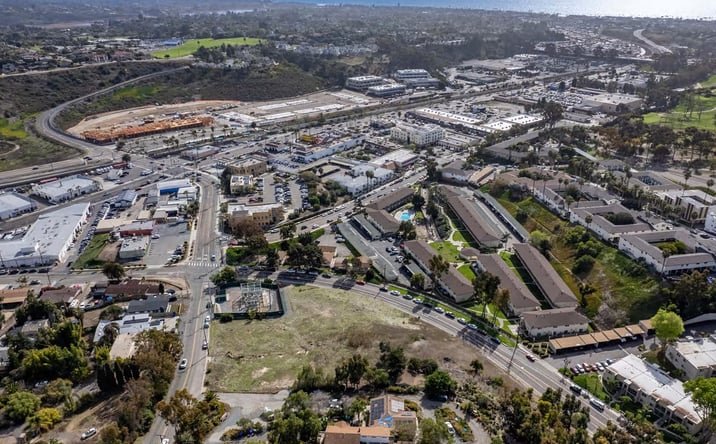 Pictures of Retail property located at 571-575 Crouch Street & Canyon Drive, Oceanside, CA 92054 for sales - image #1