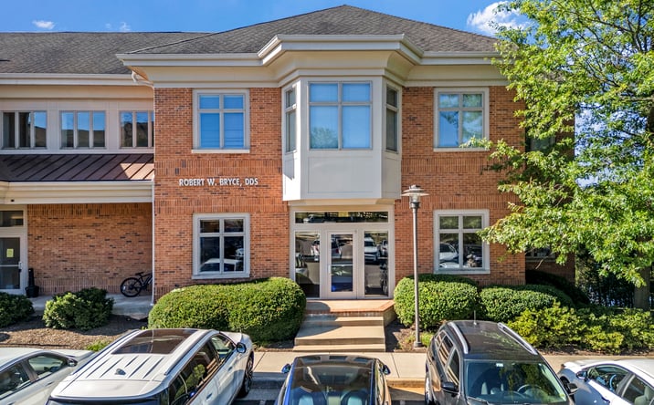 Pictures of Office property located at 46165 Westlake Dr, Sterling, VA 20165 for sales - image #1