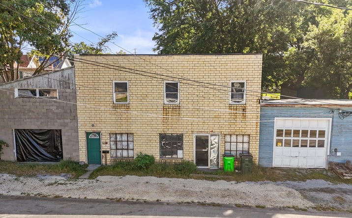 Pictures of Retail property located at 633 Nold Avenue, Wooster, OH 44691 for sales - image #1