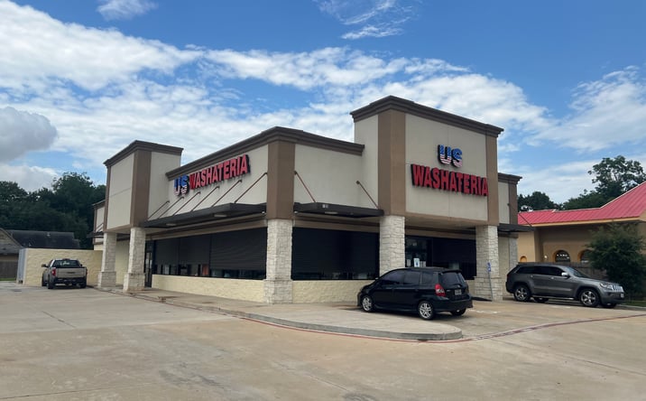 Pictures of Retail property located at 705 N Alexander Drive, Baytown, TX 77520 for sales - image #1